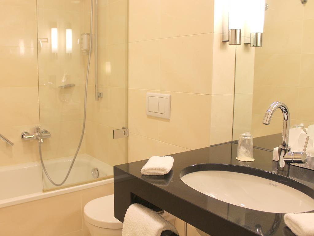 Venusberghotel Bonn Esterno foto